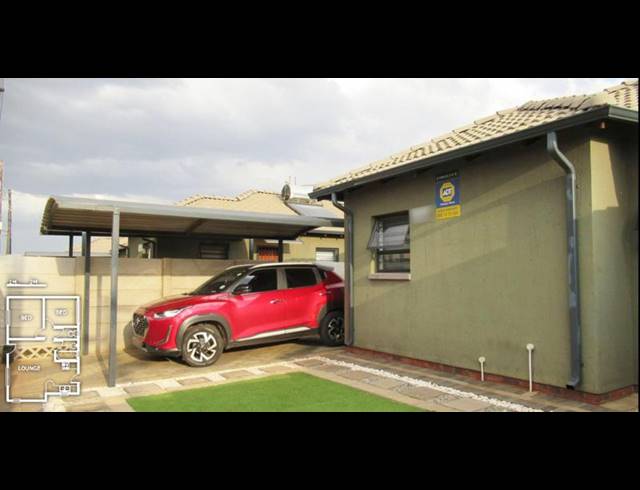 2 BEDROOM HOUSE FOR SALE IN PROTEA GLEN EXT